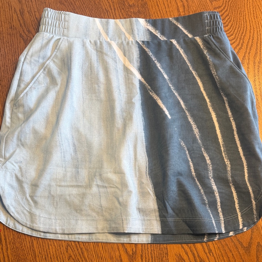 CALIA by Carrie Underwood Blue and Gray Women's Skort